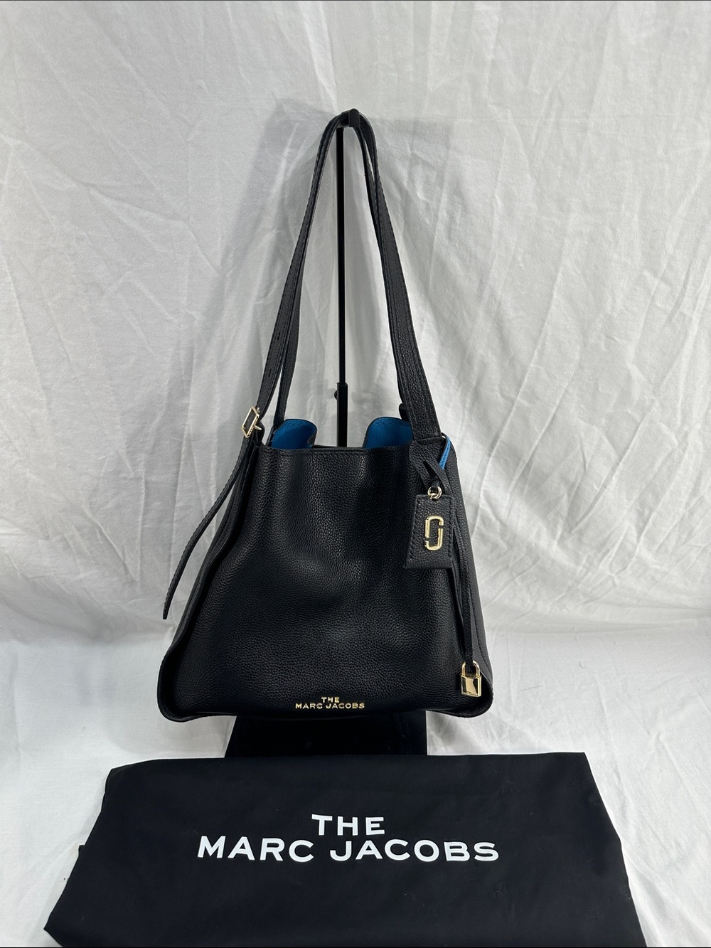 The Marc Jacobs Director Black/Blue Pebbled/Textured Leather Tote Bag Dust Cover